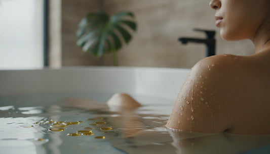 How to Use Moisturising Bath Oil for Luminous, Supple Skin